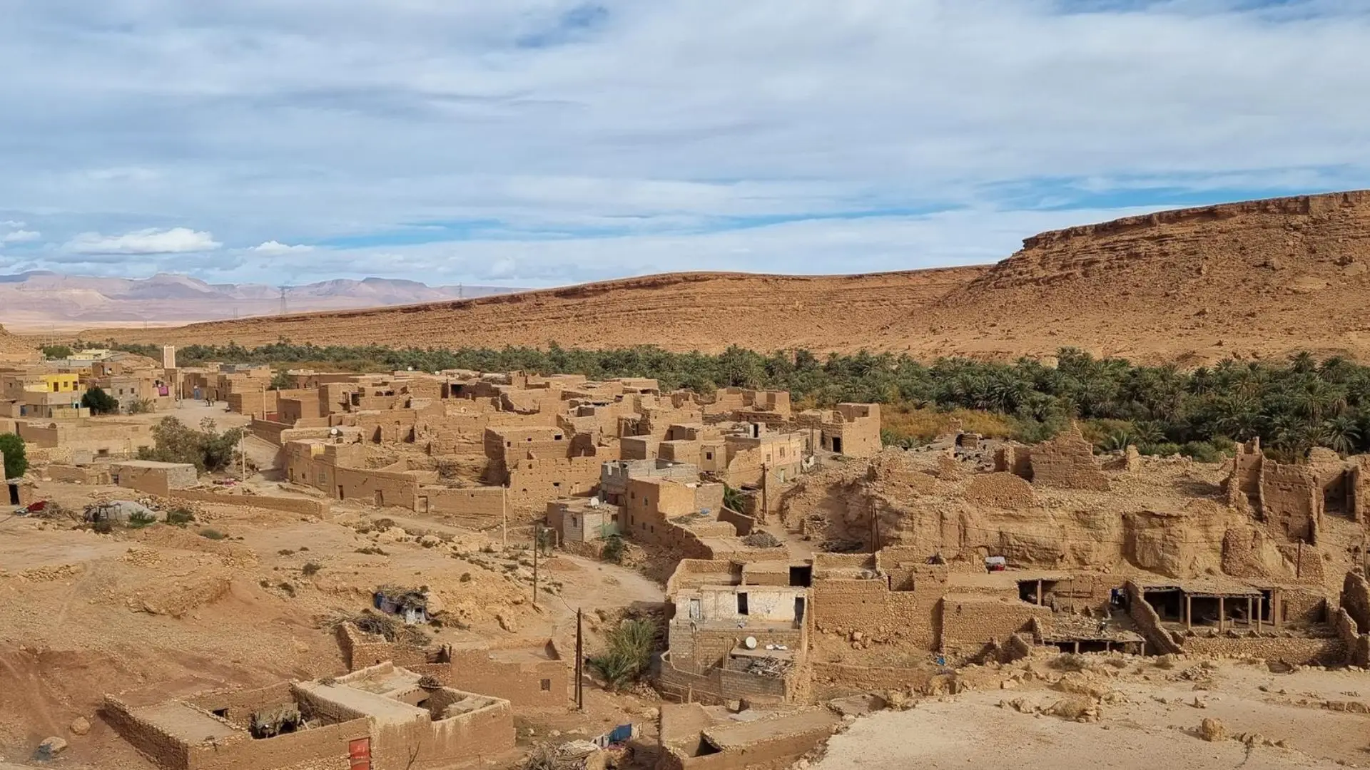 DeRutaPorMarruecos_FatBikes_poblados