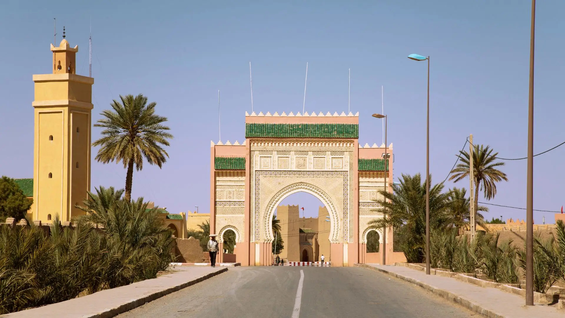 De_Ruta_Por_Marruecos_Puerta_Rissani
